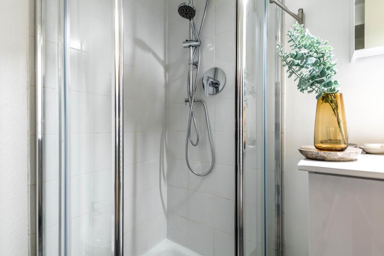 شقة Joivy Modern Studio Near City Centre ميلان المظهر الخارجي الصورة